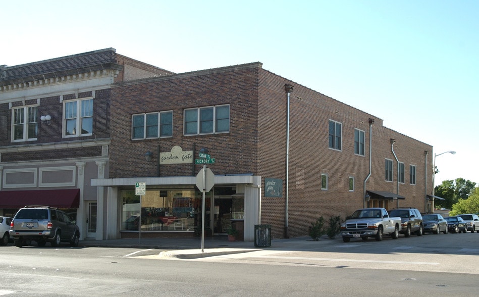 209 W Hickory St, Denton, TX for sale - Primary Photo - Image 1 of 1