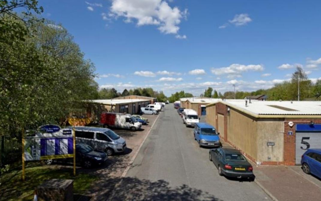 Railway Rd, Darwen for lease Primary Photo- Image 1 of 3