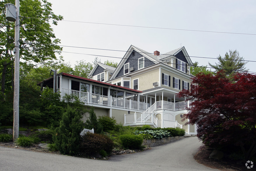 14 Village Square Ln, Ogunquit, ME for sale - Primary Photo - Image 1 of 2