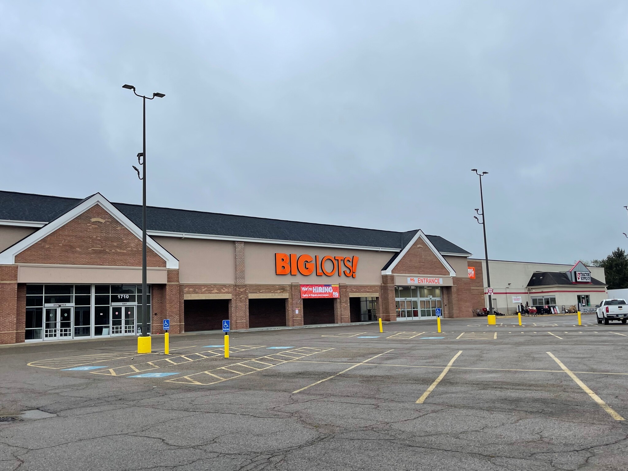 1700-1732 E Main St, Lancaster, OH for lease Building Photo- Image 1 of 7