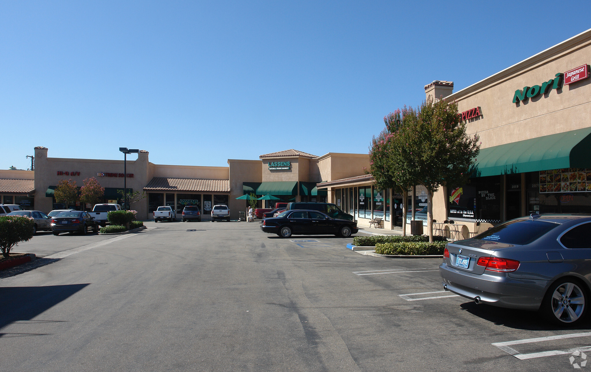 2835-2897 E Thousand Oaks Blvd, Thousand Oaks, CA for lease Building Photo- Image 1 of 5