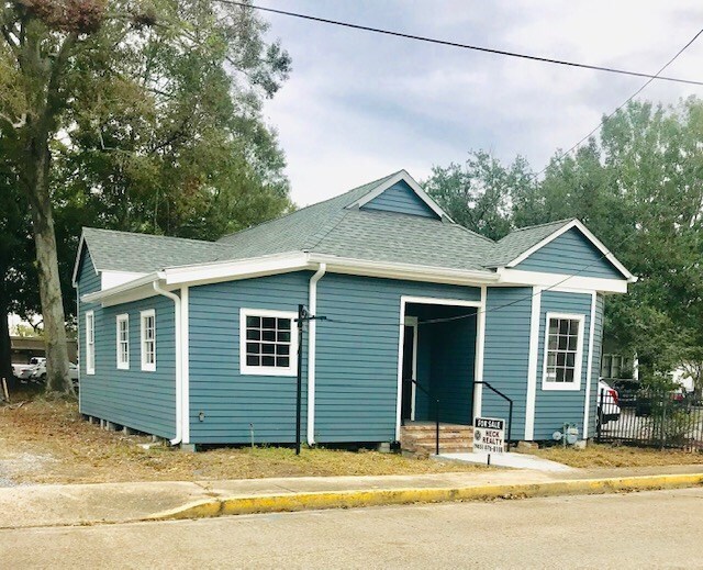 211 Verret St, Houma, LA 70360