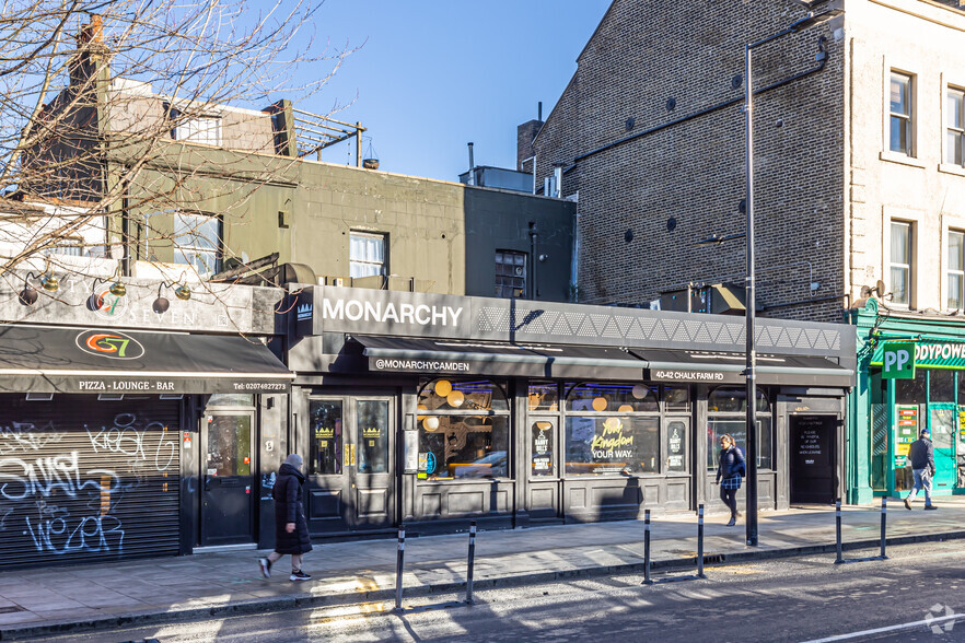 40-42 Chalk Farm Rd, London for lease - Building Photo - Image 2 of 3