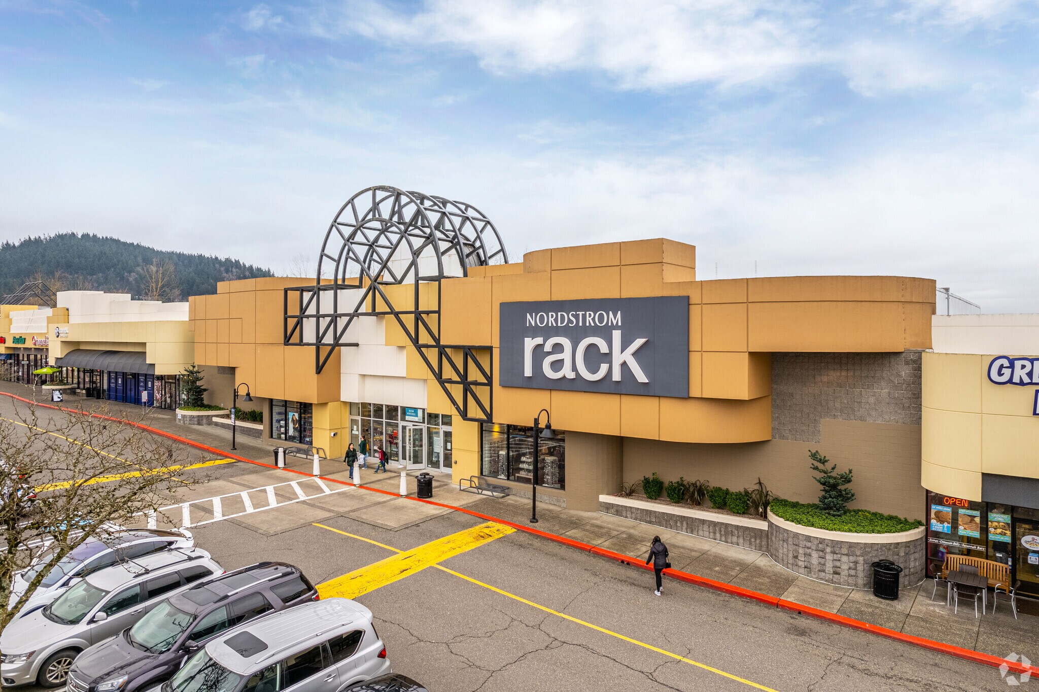 8922-8974 SE Sunnyside Rd, Clackamas, OR for sale Primary Photo- Image 1 of 1