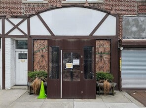 6940 Myrtle Ave, Glendale, NY for lease Building Photo- Image 1 of 16