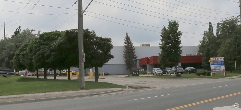 402 Mulock Dr, Newmarket, ON for lease - Building Photo - Image 2 of 3