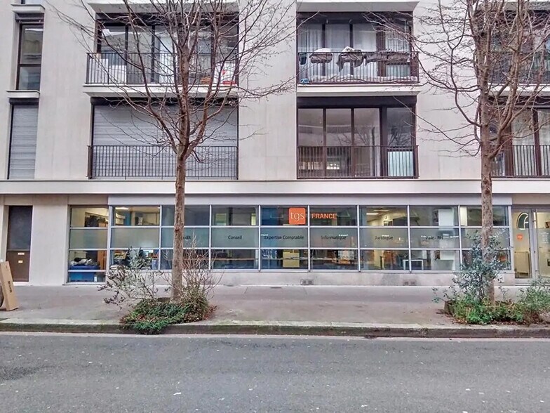 Office in Paris for lease - Building Photo - Image 2 of 5