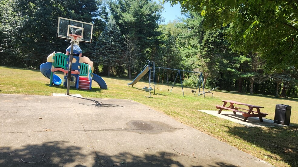 11390 Cross Station Rd, Girard, PA for sale - Building Photo - Image 3 of 16