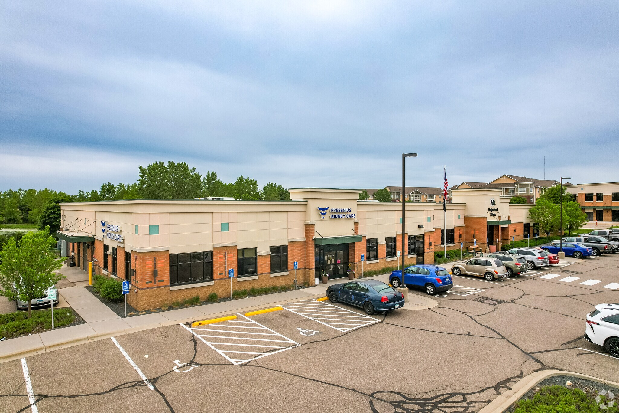 1725 E Legacy Pky E, Maplewood, MN for sale Primary Photo- Image 1 of 1