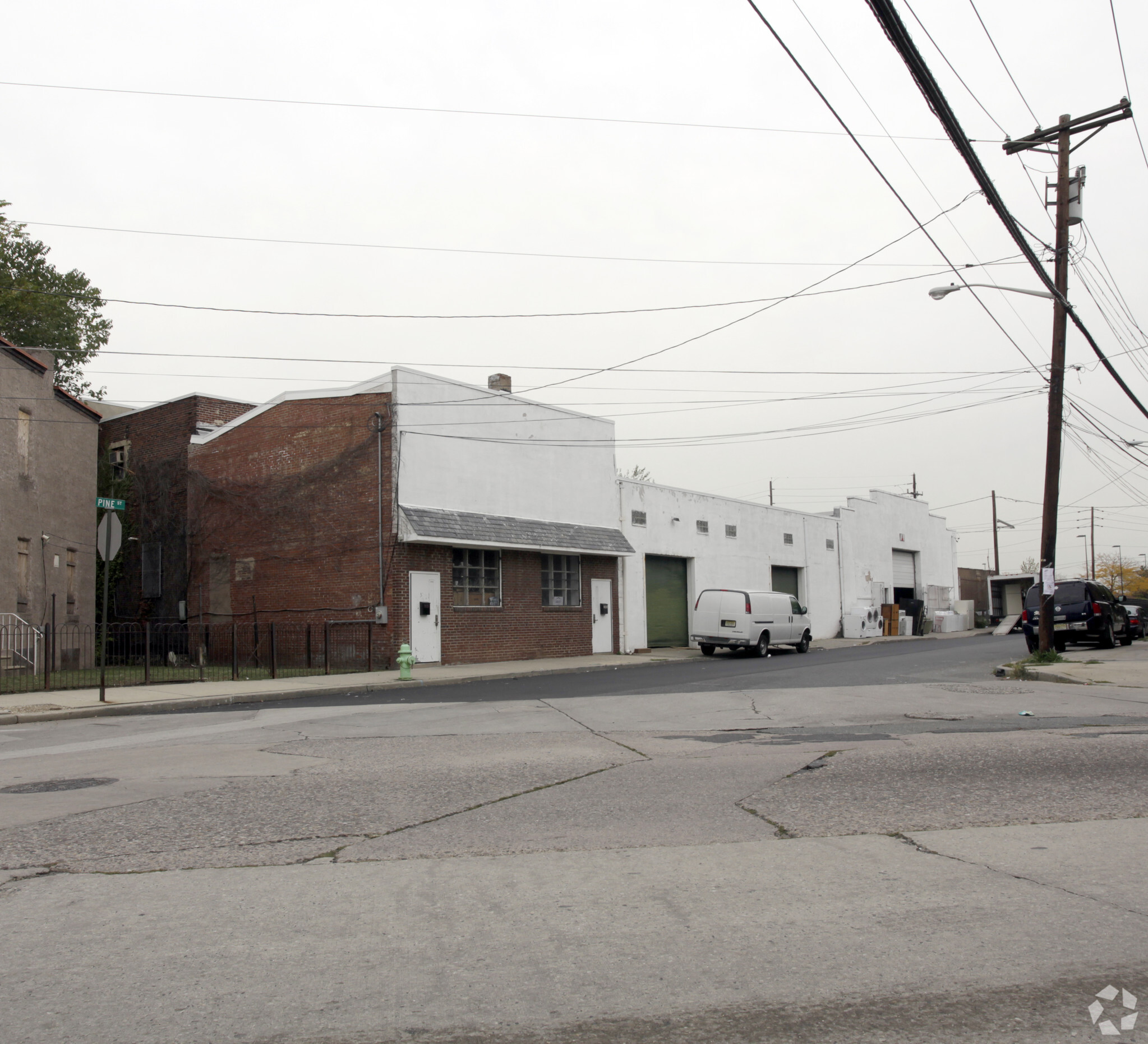 1021 Pine St, Camden, NJ for sale Primary Photo- Image 1 of 1