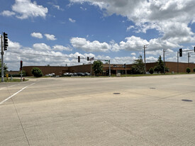 1170 W Ardmore Ave, Itasca IL - Warehouse