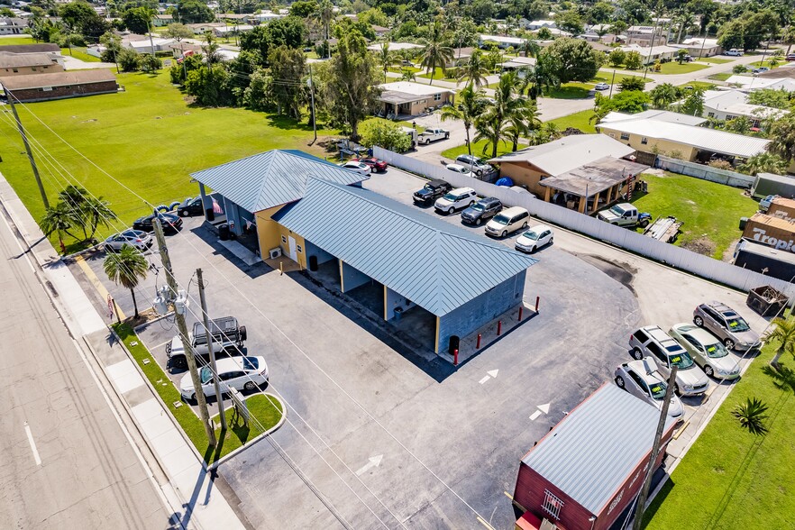 400 NW Avenue L, Belle Glade, FL for sale - Building Photo - Image 2 of 14