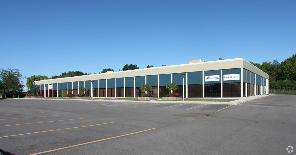 3 Townline Cir, Rochester, NY for lease - Primary Photo - Image 1 of 11