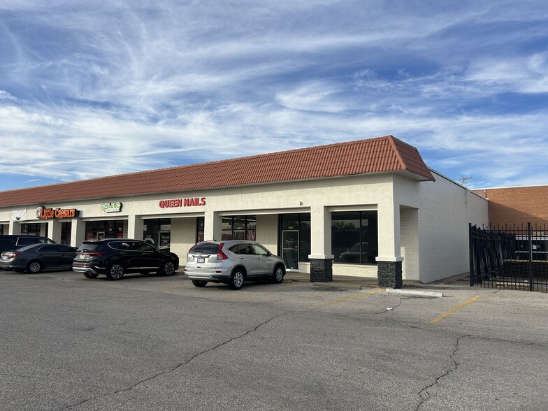 2020 E 21st St N, Wichita, KS for lease - Building Photo - Image 1 of 9