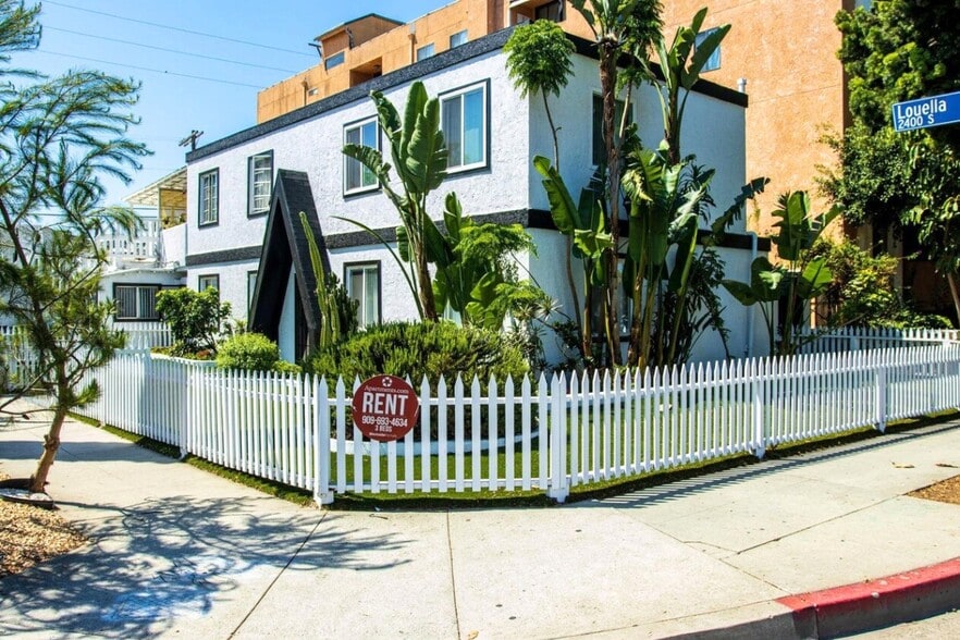 2403 Louella Ave, Venice, CA for sale - Primary Photo - Image 1 of 15