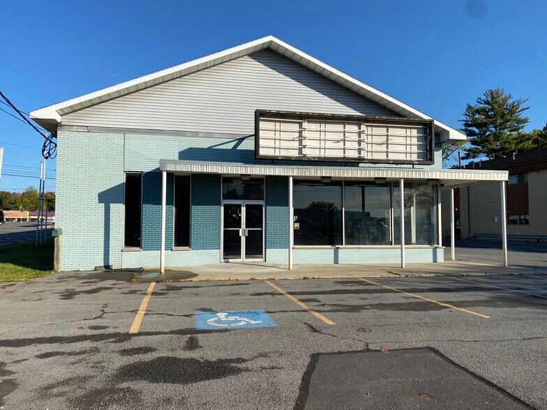 109 E Taft Rd, North Syracuse, NY for sale - Primary Photo - Image 1 of 1