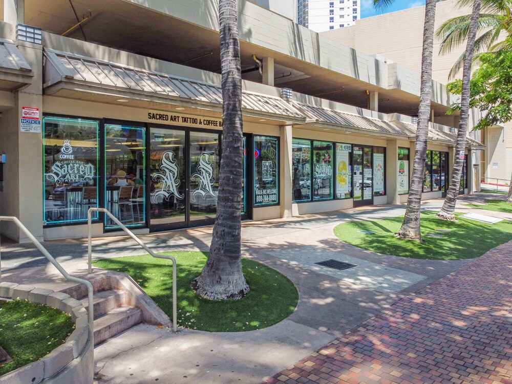 1925 Kalakaua Ave, Honolulu, HI for sale Building Photo- Image 1 of 1