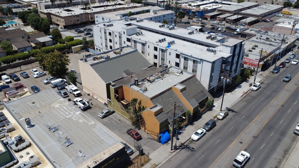 15226 Parthenia St, North Hills, CA for sale - Building Photo - Image 1 of 3