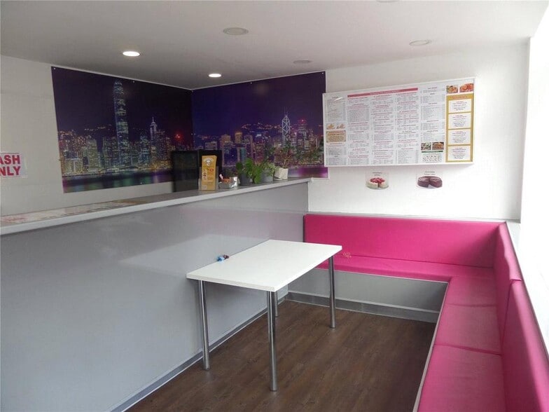 28 High St, Knaresborough for sale - Interior Photo - Image 3 of 6