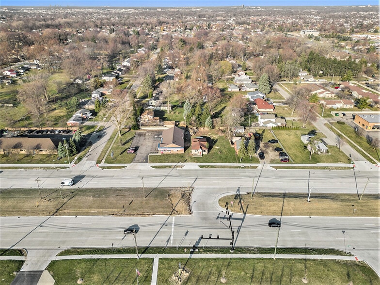 34641 Mound Rd, Sterling Heights, MI for sale - Aerial - Image 2 of 2