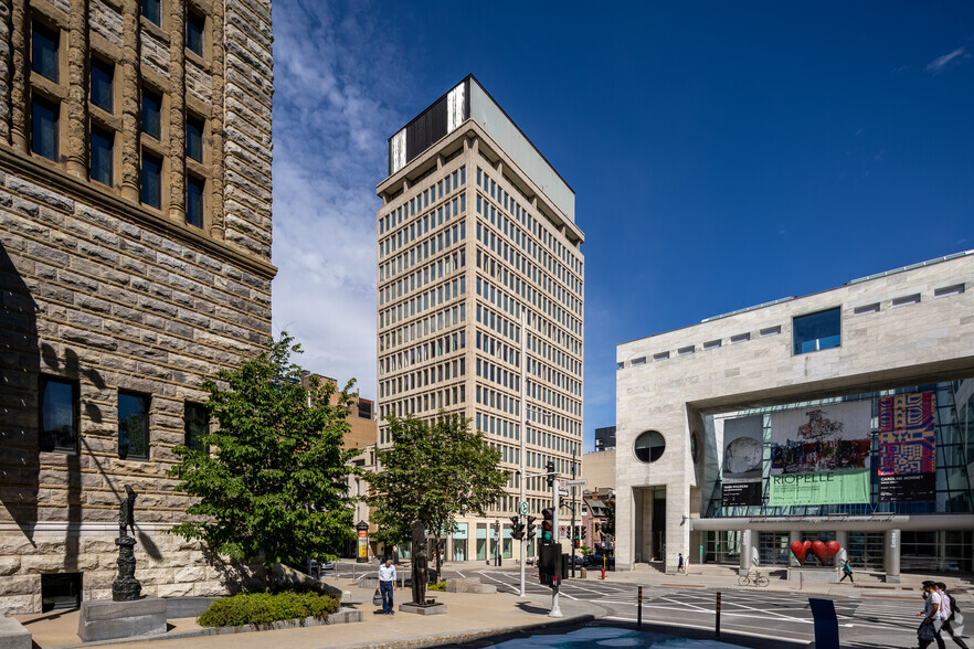 1350-1356 Rue Sherbrooke O, Montréal, QC for lease - Primary Photo - Image 1 of 6