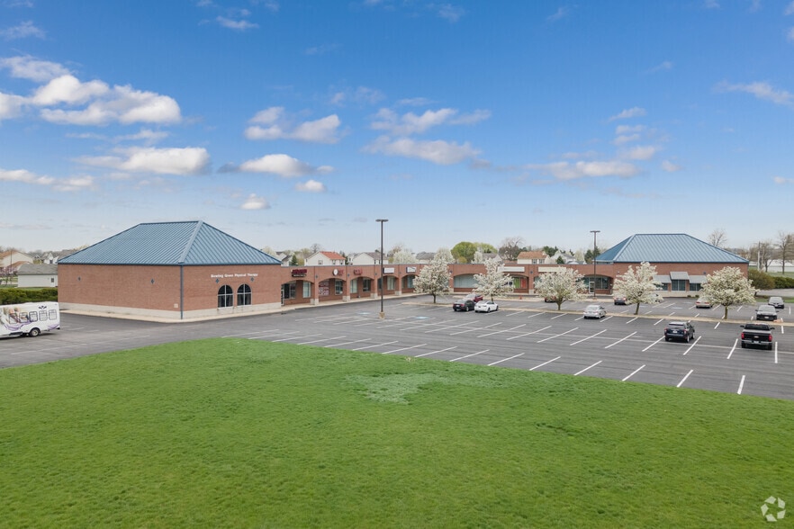 1039 Haskins Rd, Bowling Green, OH 43402