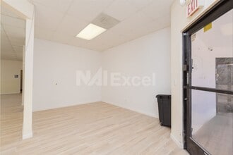 1670 E Flamingo Rd, Las Vegas, NV for lease Interior Photo- Image 2 of 9