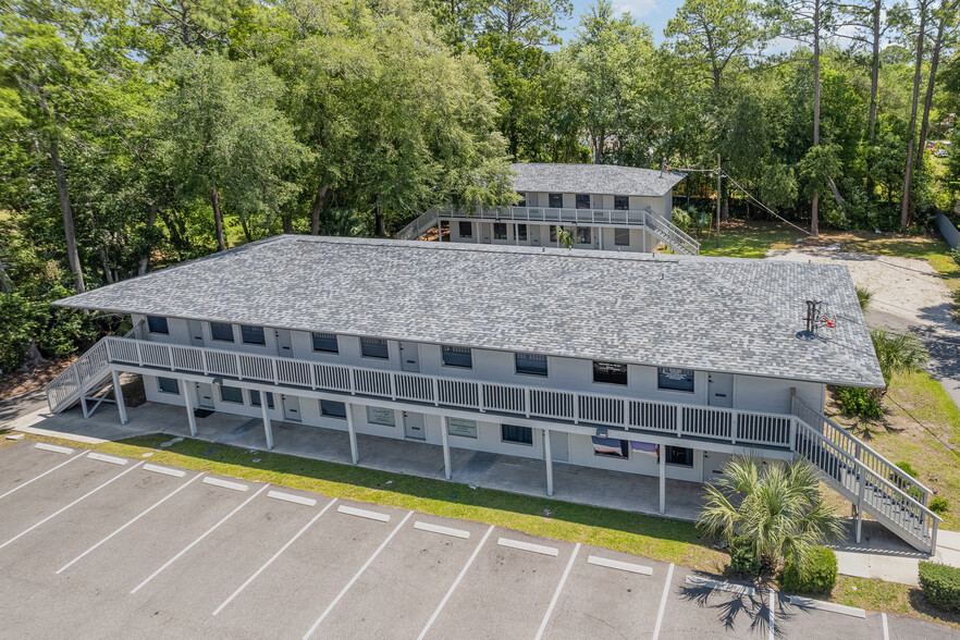 4251 University Blvd, Jacksonville, FL for lease - Building Photo - Image 1 of 3