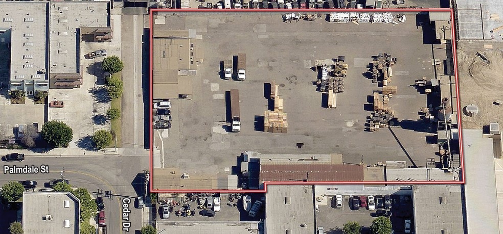 7422 Cedar Dr, Huntington Beach, CA for lease - Primary Photo - Image 1 of 1