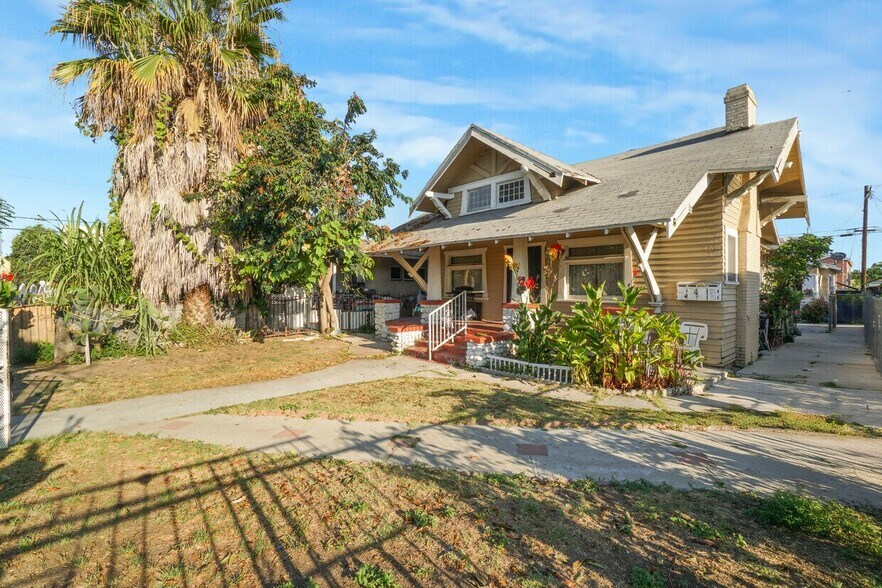 967 W 47th St, Los Angeles, CA for sale - Building Photo - Image 3 of 5