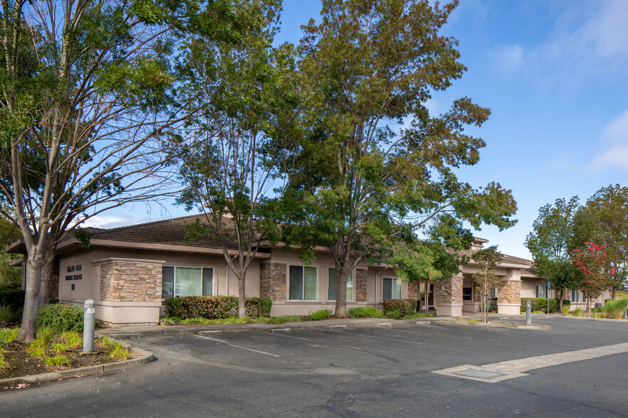 135 Camino Dorado, Napa, CA for sale - Building Photo - Image 3 of 5