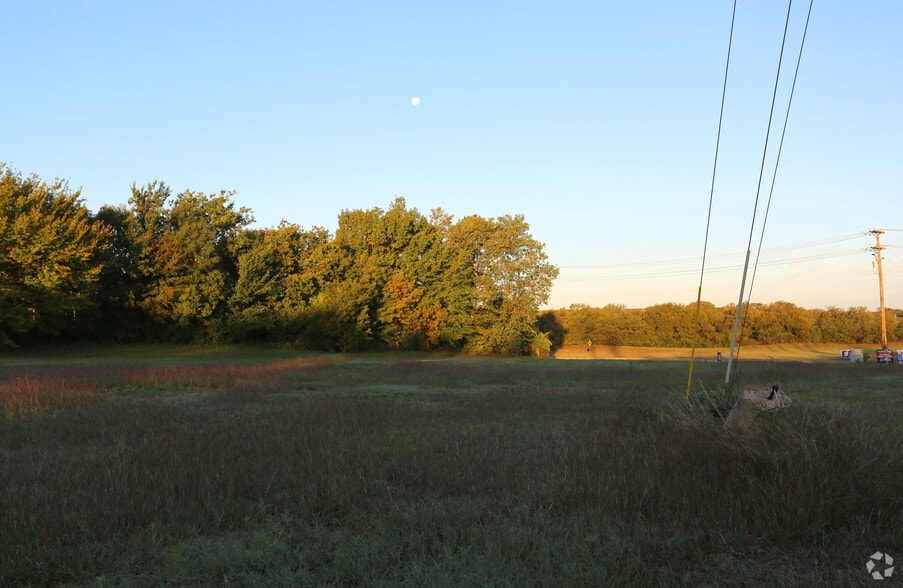 2500 Ballpark Way, Arlington, TX for sale - Primary Photo - Image 1 of 1