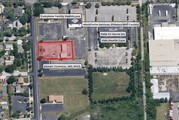 328 Barney Dr, Joliet IL - Parking Garage