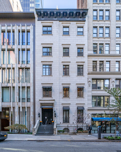 25 E 22nd St, New York, NY for sale - Building Photo - Image 1 of 1