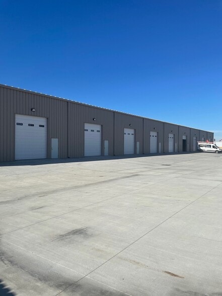 2460 Fairfield St, Lawrence, KS for sale - Building Photo - Image 1 of 1