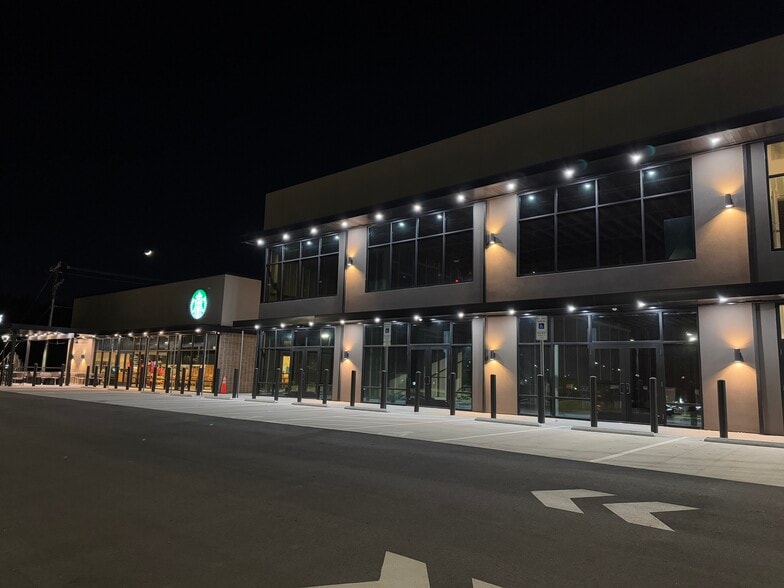 8119 Panara Dr, Charlotte, NC for lease - Building Photo - Image 2 of 6