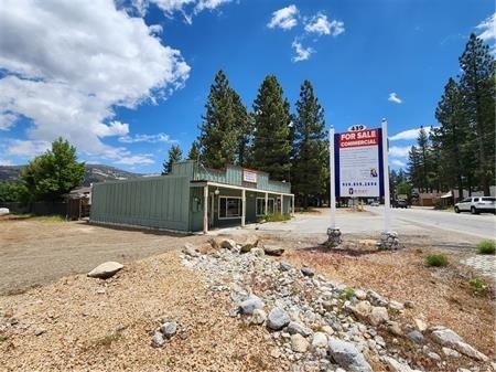 439 W Big Bear Blvd, Big Bear City, CA for sale - Primary Photo - Image 1 of 15