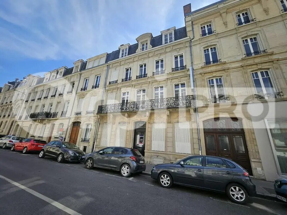 Flex in Reims for sale Building Photo- Image 1 of 13