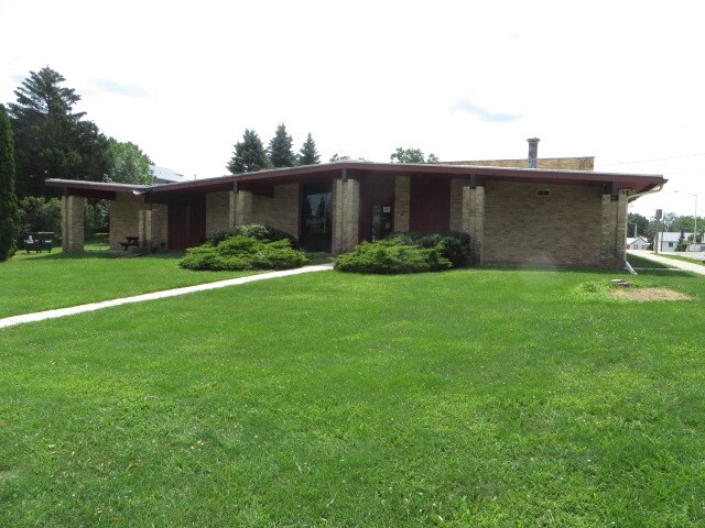 131 N South St, Kingston, WI for sale - Building Photo - Image 1 of 1