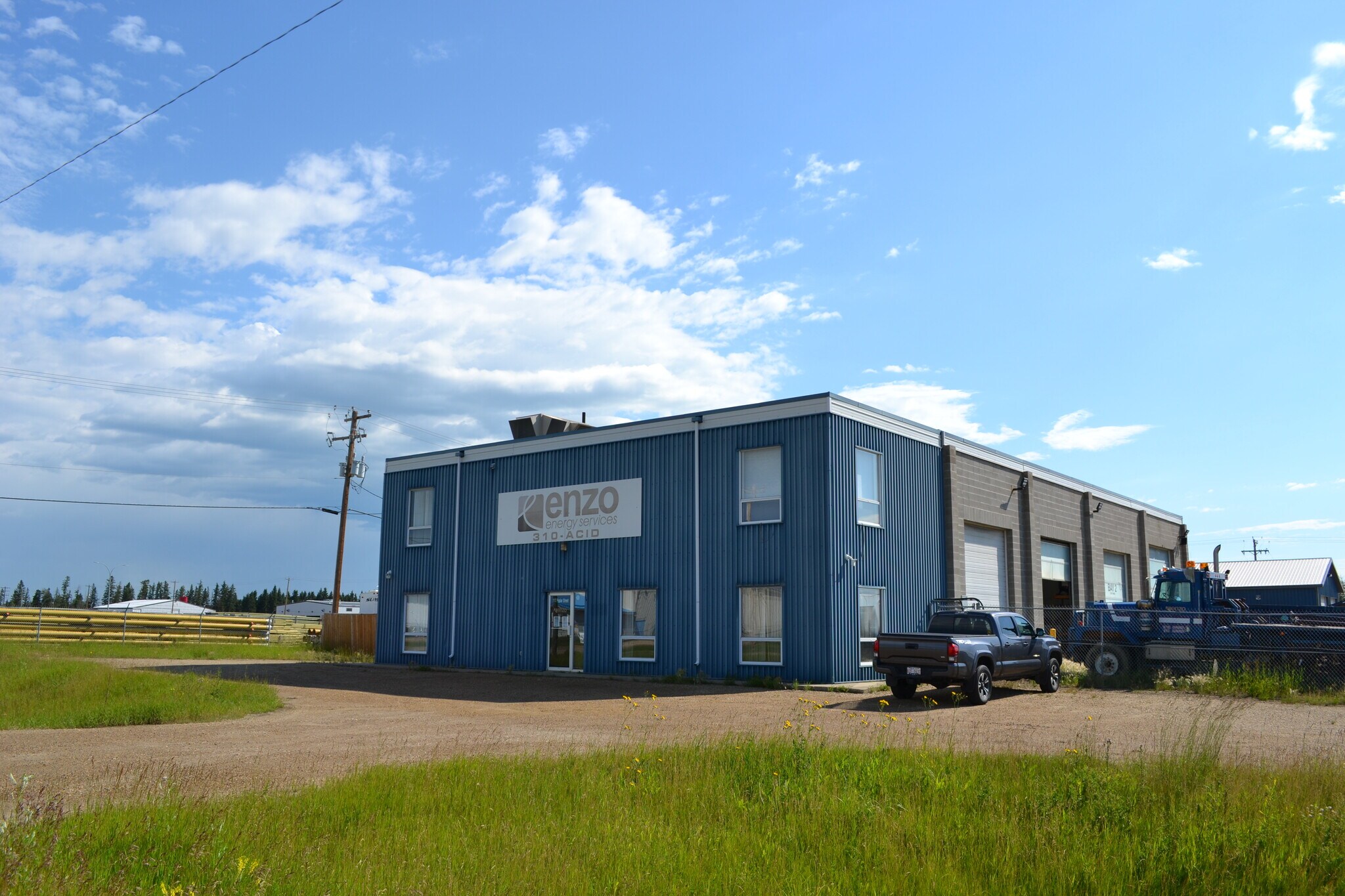 113 Poplar St, Red Deer County, AB for sale Primary Photo- Image 1 of 1