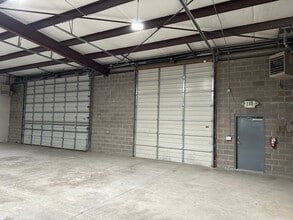 101 Airpark Road Unit EF, Cottonwood, AZ for lease Interior Photo- Image 2 of 4