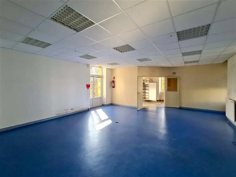 Office in Saint-Brieuc for sale - Interior Photo - Image 3 of 10