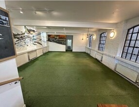 Embankment, London for sale Interior Photo- Image 1 of 4