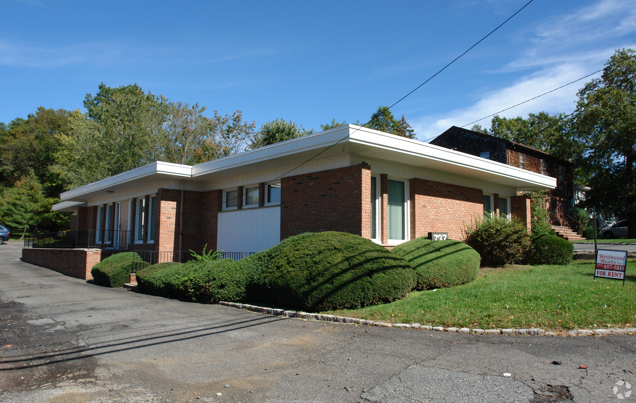 737 Northfield Ave, West Orange, NJ for sale Primary Photo- Image 1 of 1