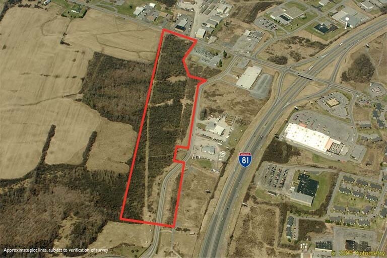 Salmon Run Mall Rd, Watertown, NY for sale Primary Photo- Image 1 of 1