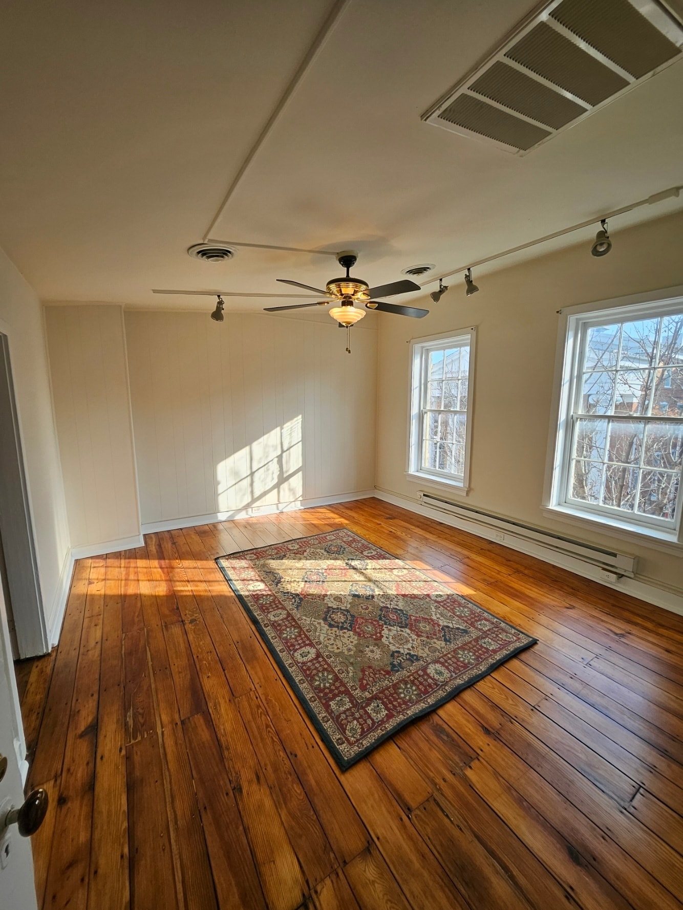 21 E Church St, Frederick, MD for lease Interior Photo- Image 1 of 7