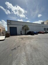2601 SW 31st Ave, Hallandale Beach, FL for lease Building Photo- Image 1 of 11