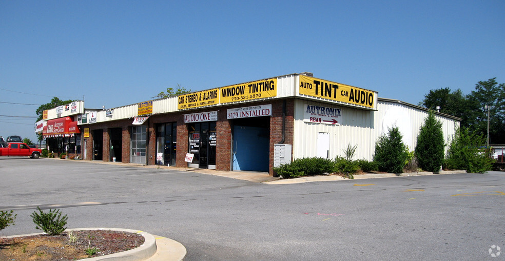 1190 Jesse Jewell Pky SW, Gainesville, GA for lease - Building Photo - Image 3 of 3