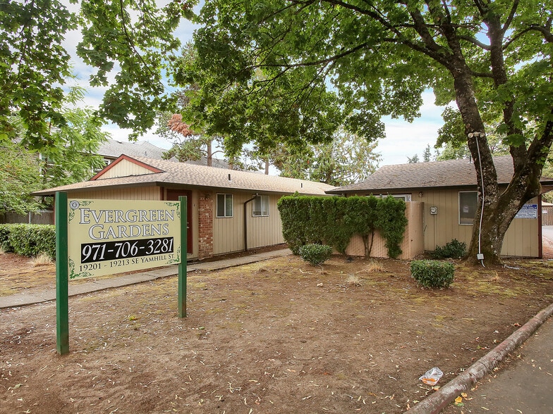 19201-19213 SE Yamhill St, Portland, OR for sale - Building Photo - Image 1 of 1