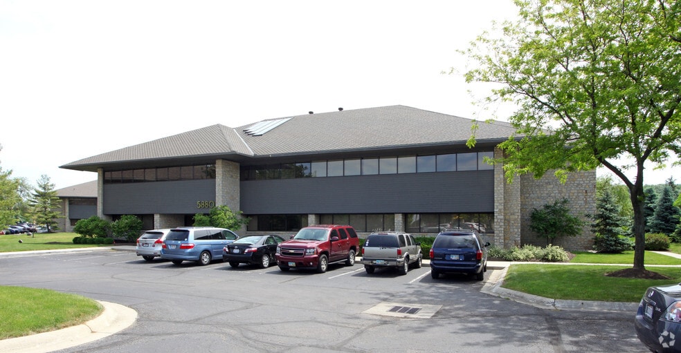 5880 Sawmill Rd, Dublin, OH for lease - Primary Photo - Image 1 of 2